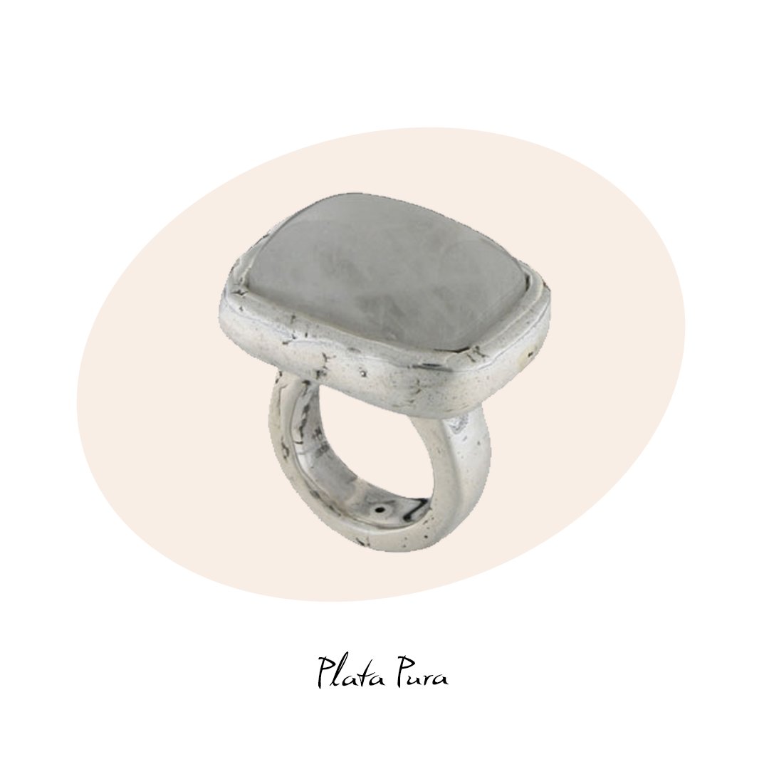 Único y elegante, así es uno de nuestros anillos #bestseller de #PlataPura.