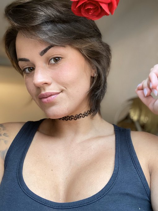 Bonne journ&eacute;e 🖖🏻 https://t.co/WGTJXVxJBK<a href="/tag/sansculotte"class="tags"><span>#sansculotte</span></a>