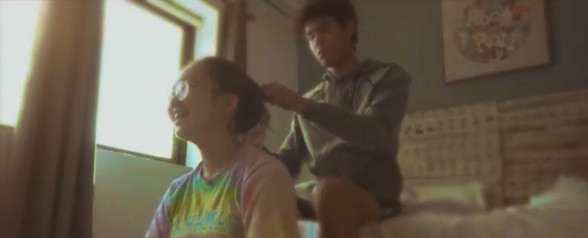 doseofdonnyp's tweet photo. Donny as your boyfriend...

- will go to your house and drive for you
- sleeps on your lap :<
- never ending games with him
- tries to braid your hair 

I really love the music video!! 😭  #DreamMVDonnyxAndreah https://t.co/XU4UDUufWf