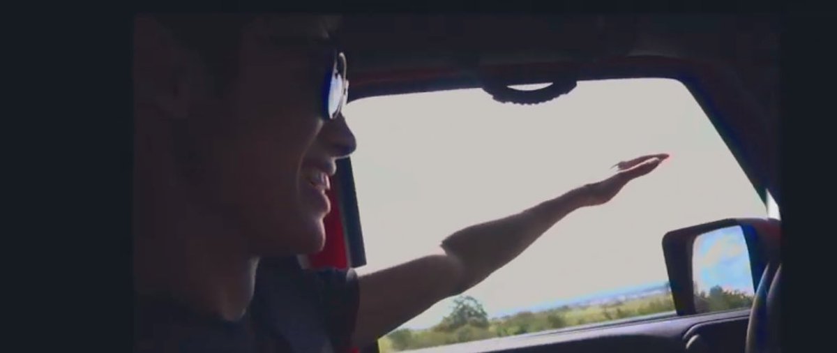 doseofdonnyp's tweet photo. Donny as your boyfriend...

- will go to your house and drive for you
- sleeps on your lap :<
- never ending games with him
- tries to braid your hair 

I really love the music video!! 😭  #DreamMVDonnyxAndreah https://t.co/XU4UDUufWf