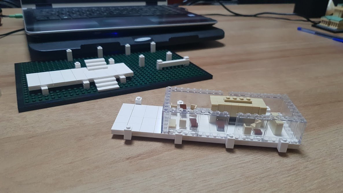 miniso farnsworth house