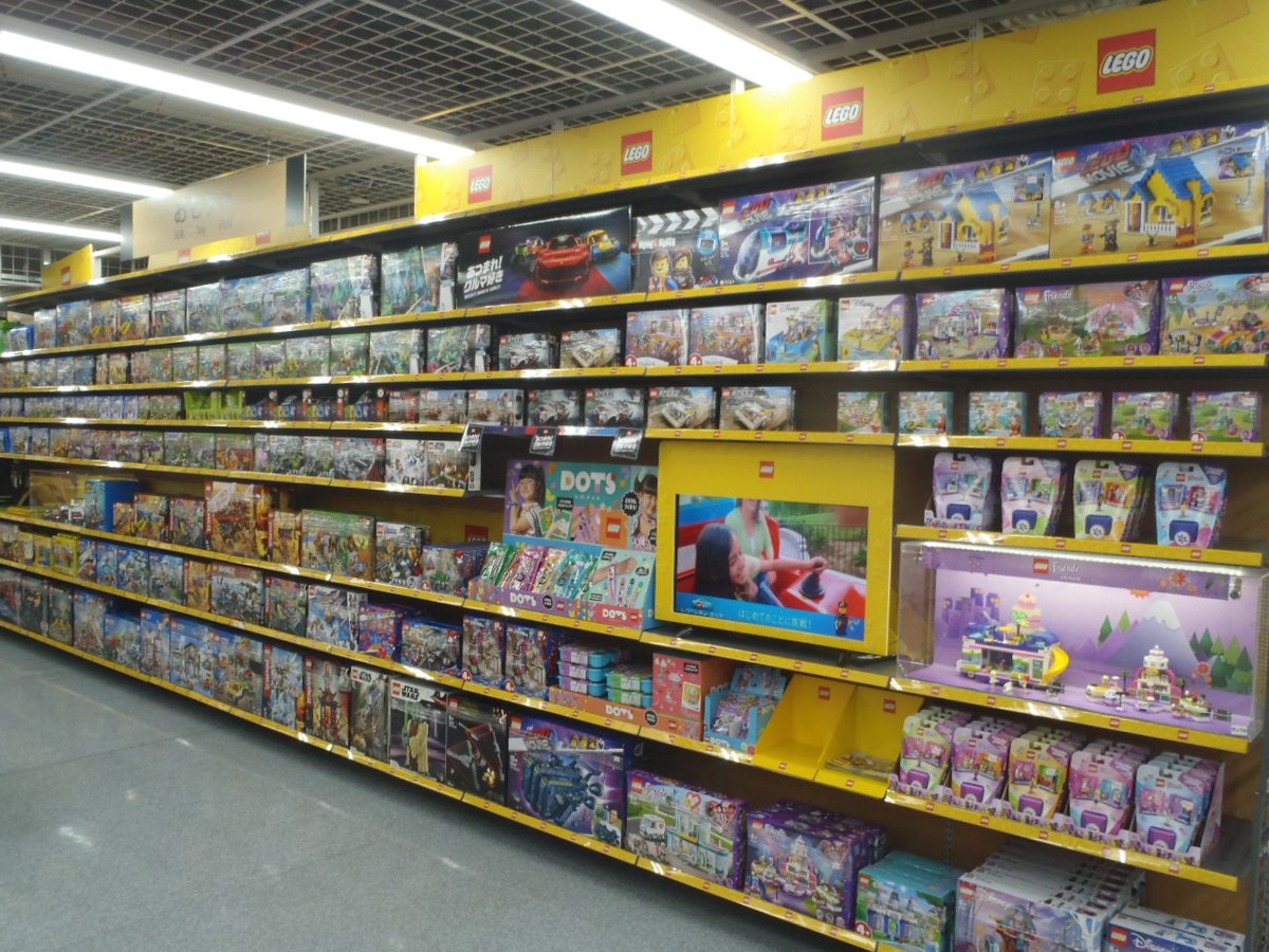 ヤマダデンキ Labi1 Life Select 池袋 6階おもちゃ売り場 には今話題の新商品や定番レゴなど かんたんに組み立てる楽しさいっぱいのレゴブロックが豊富に取り揃えております ヤマダ電機 池袋 レゴ T Co Tlbaqzejh9 Twitter