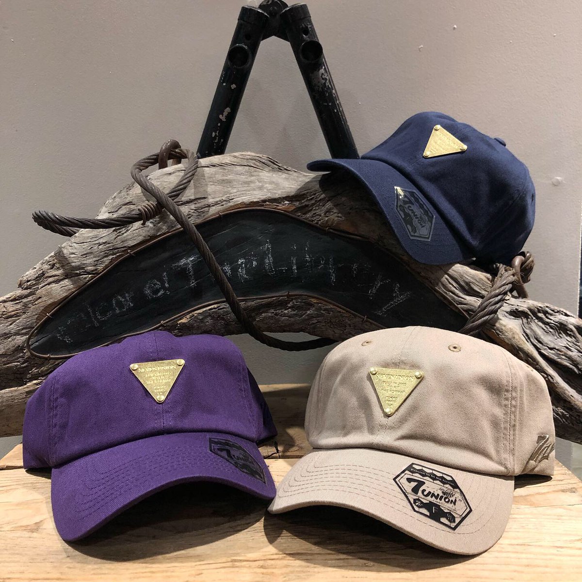 TheLibrary_7U's tweet photo. 【RESTOCK】
『3RD EYE BENT』
.
Code:ISVV-134
Color:Navy,Beige,Purple
Price:4,800+tax https://t.co/kdc8tvCWUm