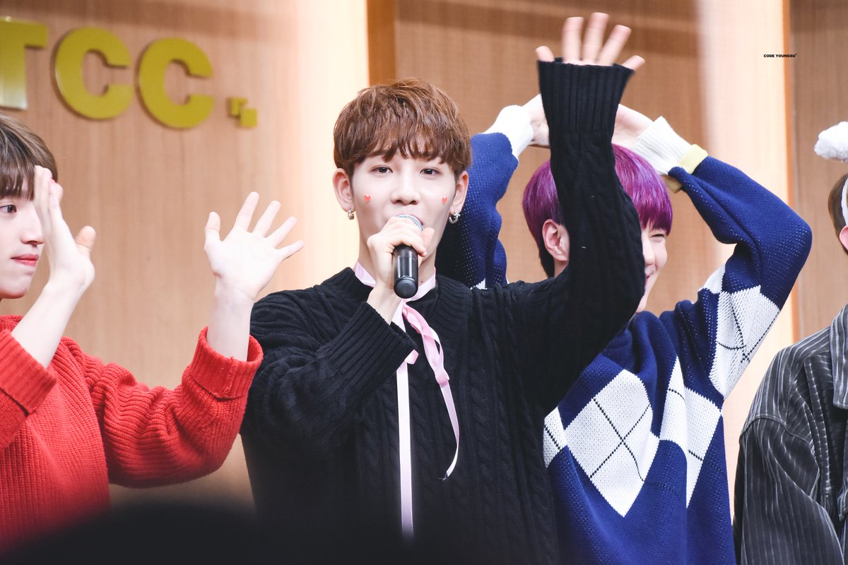 180225 영등포 팬싸

#원포유 #비에스 #이영수 #영수 #14U #BS #ワンフォーユー #ヨンス #ビエス