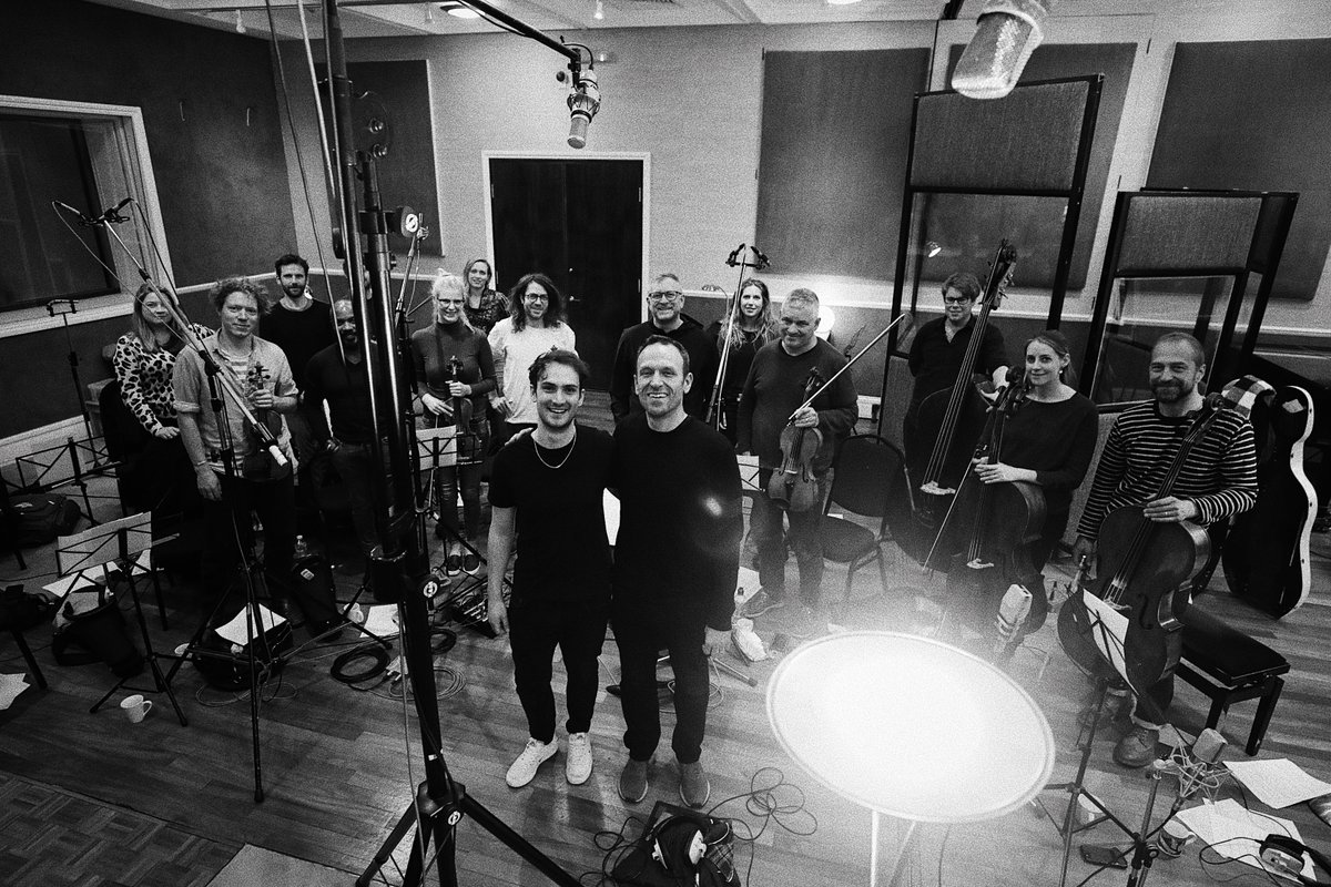 mjcole's tweet photo. Great times at RAK studios recording strings for the first single from my new album!  Thanks to the legend @TobieTripp for his work on this record. Listen back to Cathedral here: https://t.co/SbiBuyI9rE  #MyMadrugada https://t.co/4VXWgCZNqH