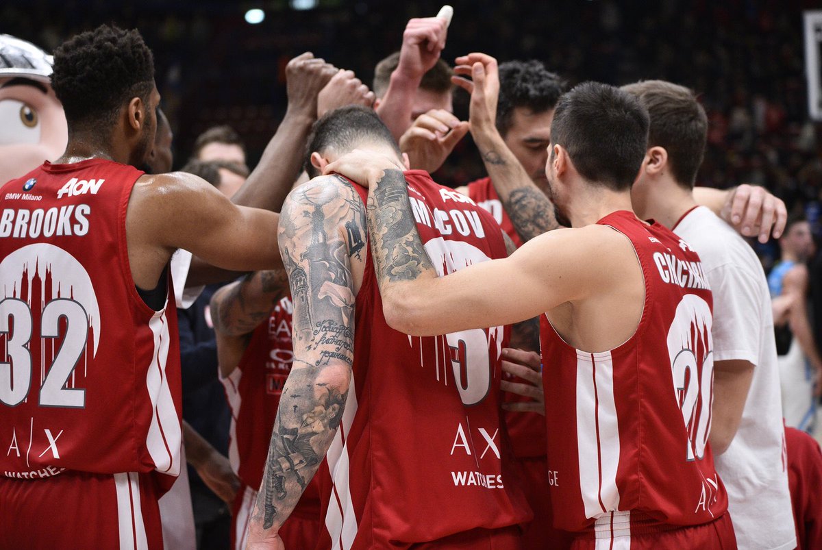 OlimpiaMI1936's tweet photo. 📝 Olimpia Milano si impegna nella lotta al Covid-19 ➡️ https://t.co/HqqXspUuaJ

📝 Olimpia Milano is committed to fight the emergency from Covid-19 ➡️ https://t.co/VgRocdEP5e 

#insieme https://t.co/kGbFQ1XYIN