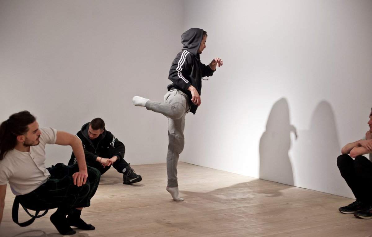 delfinafdn's tweet photo. #DelfinaDaily | Performance presented by 2015 UK associate artist Alex Baczynski-Jenkins at a #PerformanceAsProcess open studios event. Photo: Tim Bowditch. https://t.co/UZqIzUSuop