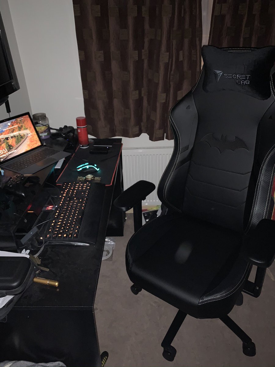 hemal_g's tweet photo. #Secretlab https://t.co/AiVpYWzRgI