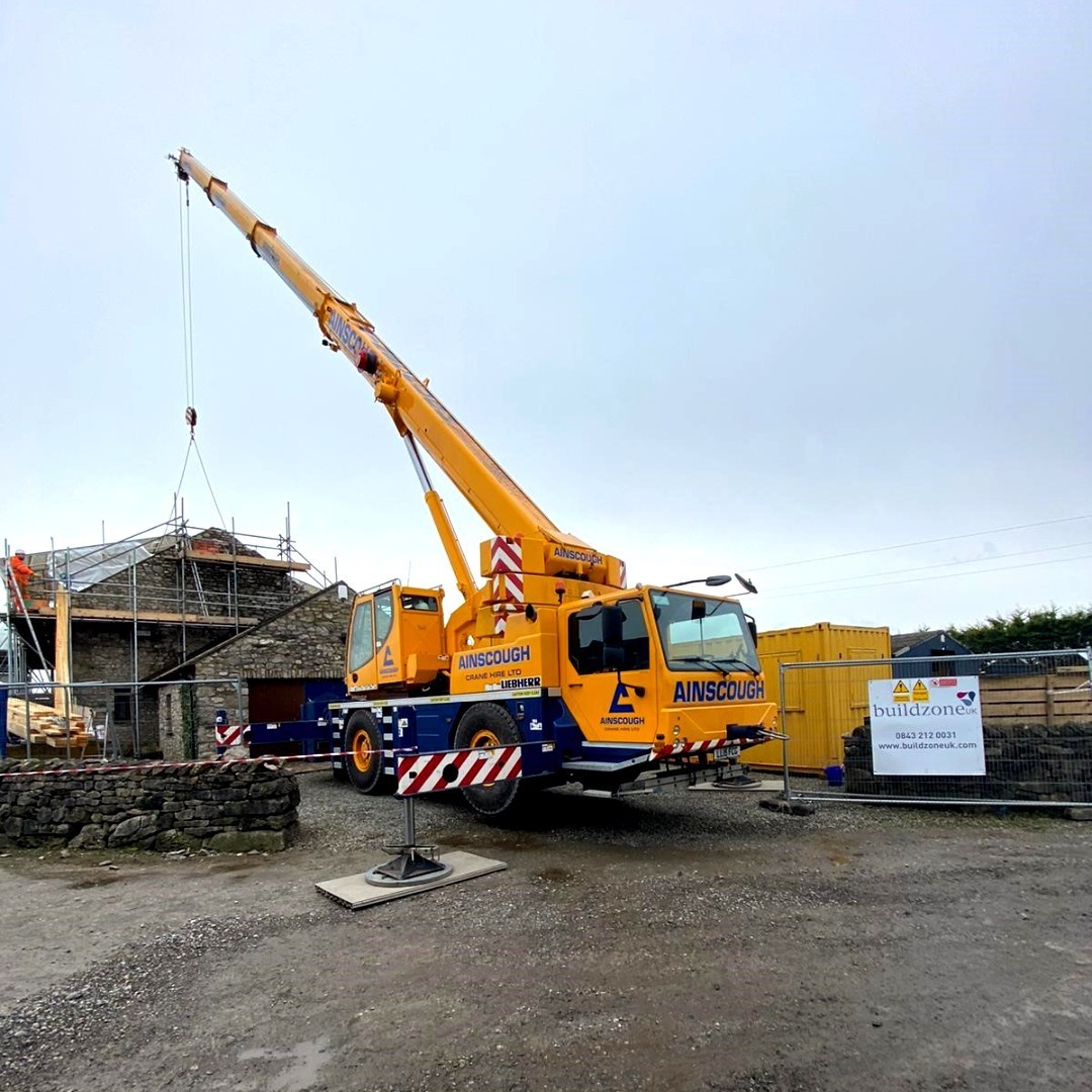 #MidweekUpdate - Roof Truss installation at this property in Kendal following fire damage.

#roofstructure #firedamage #insurancework #projects #timber #project #construction