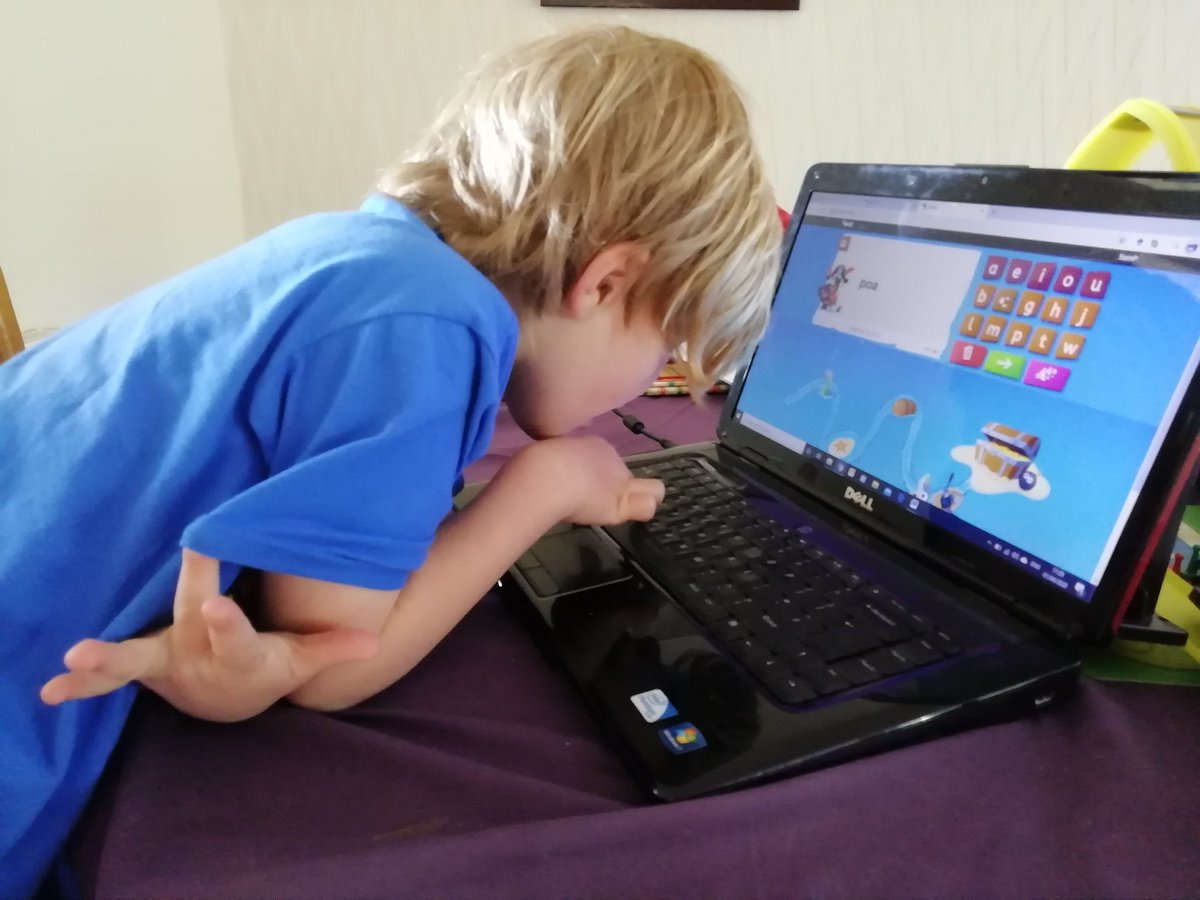 Hard at work this morning with a quick J2Blast <a href="/KnelstonPrimary/">Knelston Primary</a>