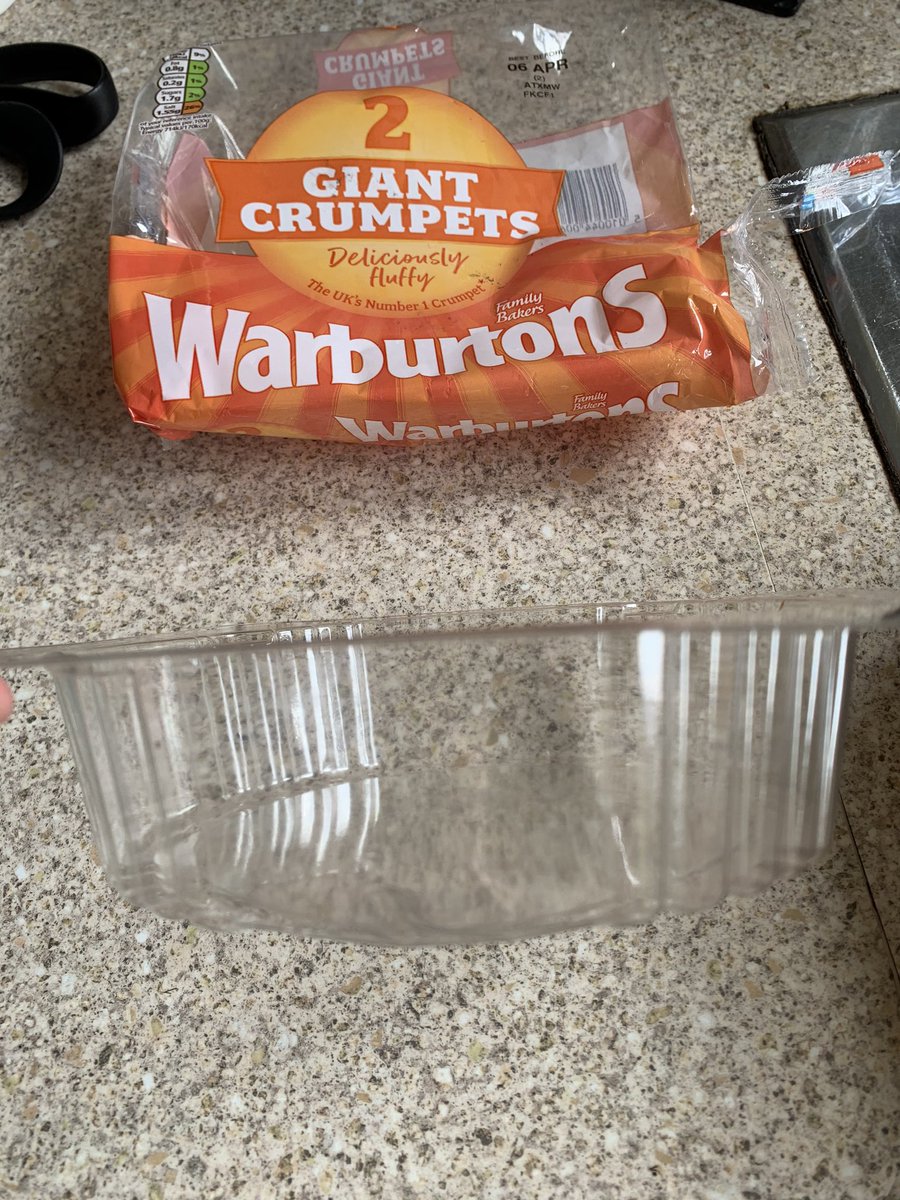 kr_shackleton's tweet photo. Unable to get the traditional sized crumpets this week so I had to change to the ‘Giant Crumpets’ I have to ask why do @Warburtons think it’s necessary to have the big piece of hard plastic?  The standard sized crumpets &amp; loaves of bread don’t need all this plastic, why do these? https://t.co/ge2PqZRVWM