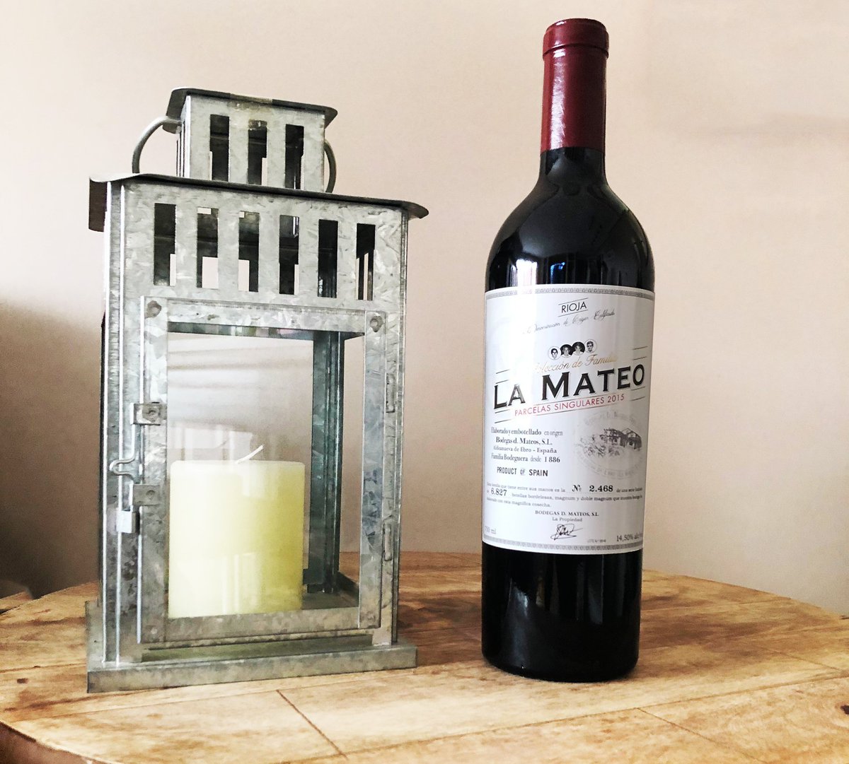 Pronto veremos la luz, pronto estaremos juntos, como siempre, en los bares y restaurantes brindando con La Mateo. ¡Mucho ánimo! #quedatenecasa #yomequedoencasa #LaMateo #colecciondefamilia #BodegasMateos