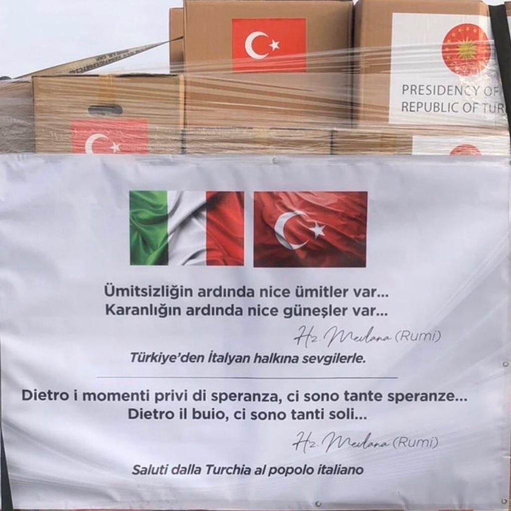 Tahsinyildiz24's tweet photo. Türkiye, ecdadının izinde güçlü devlet olmanın haklı gururunu yaşıyor.
Çökmüş Avrupa birliğine yardım gönderen, herkes İMF’nin kapısında yatarken İMF’ye muhtaç olmayan bir devletimiz var hamdolsun.💪🏼🇹🇷 https://t.co/8iTDkvWELh