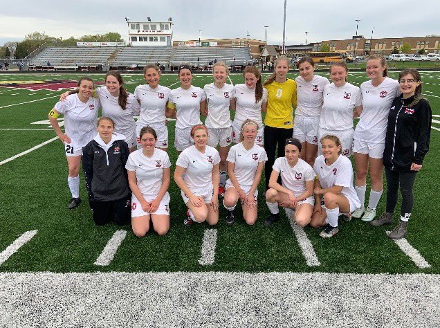 Juniors!!! One word that defines our Junior teammates is RESILIENT!! This class continues to inspire our program with their resilience! Thank you juniors, we love you! 🖤⚽️❤️
<a href="/RWasielewski/">Rachel Wasielewski</a> <a href="/jadynbartels/">Jadyn</a> <a href="/avatlanczy/">avataylor2003</a> <a href="/koehne123/">Delaney</a> <a href="/Sammie_Schauer/">Sammie</a> <a href="/FlaugerSheridan/">Sheridan Flauger</a>