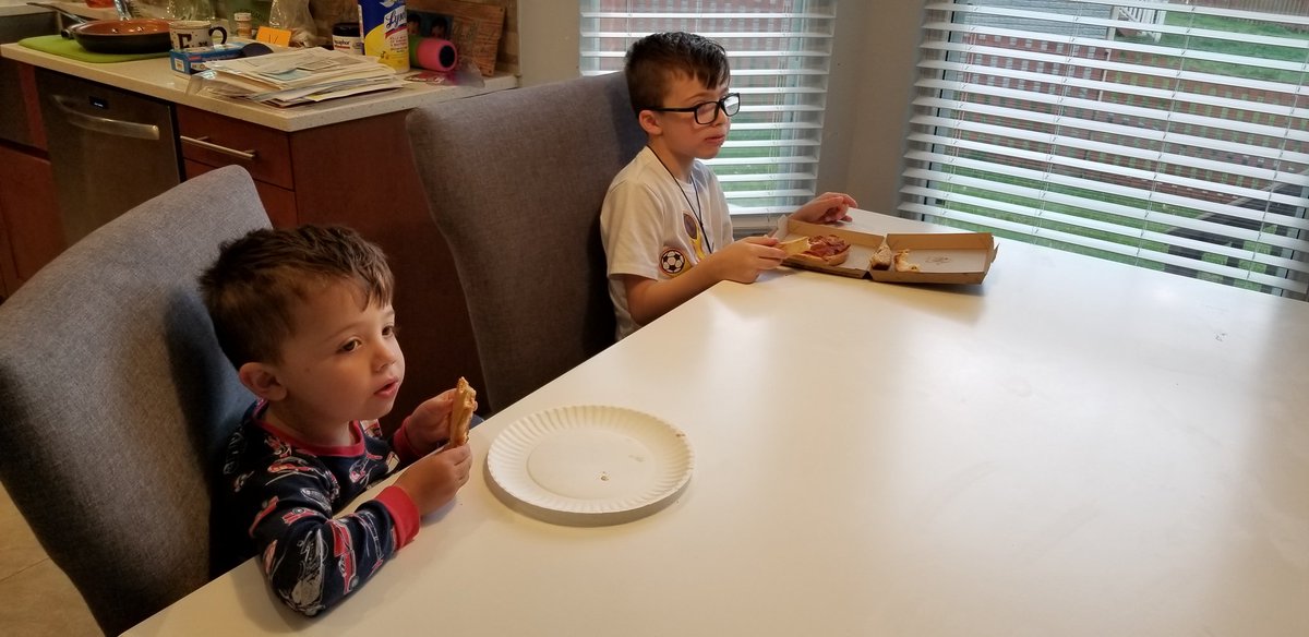 dewees44's tweet photo. First time having cold pizza for breakfast! These boys are definitely mine! https://t.co/za5oqqRrJS