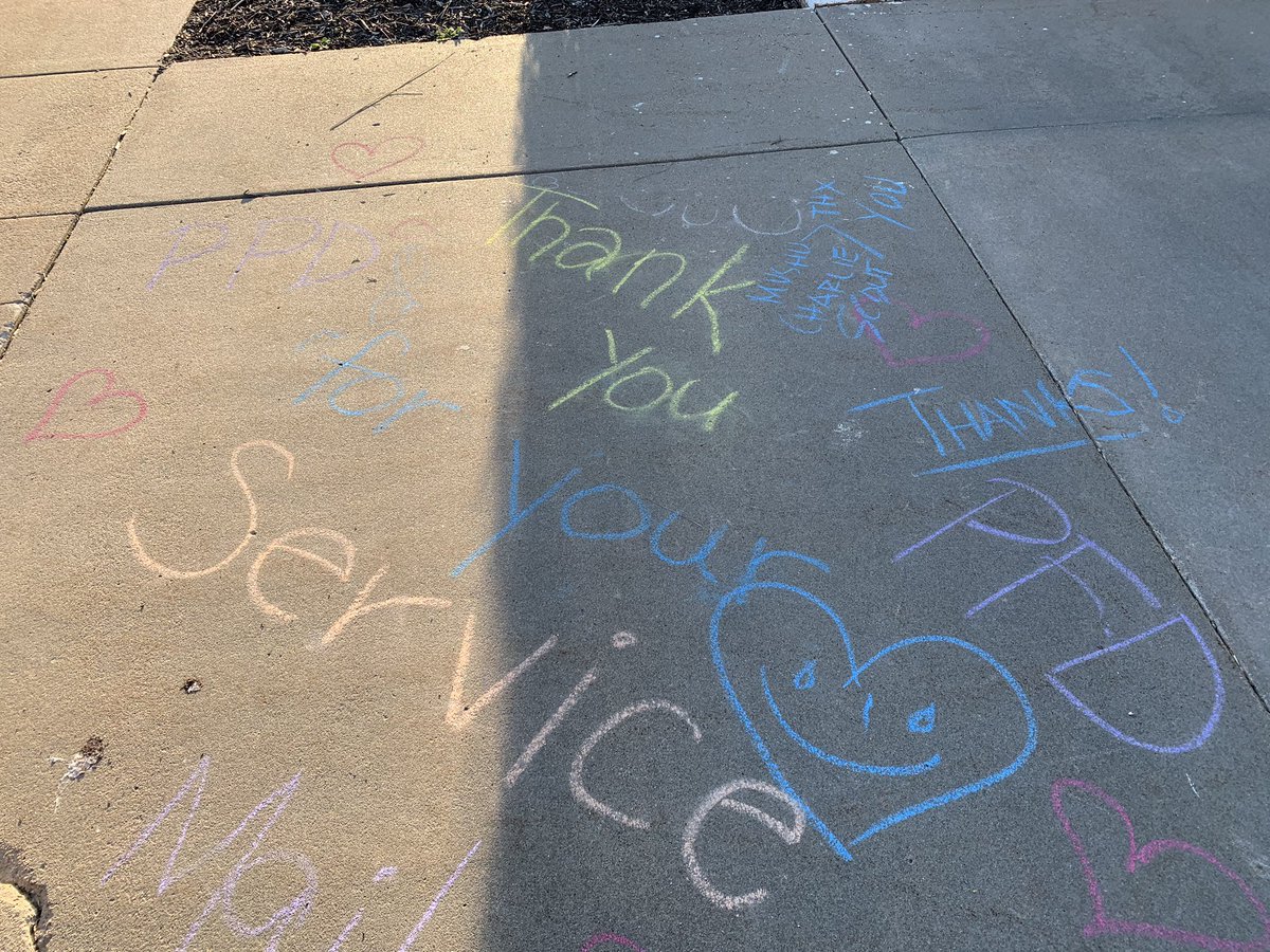 Nice surprise walking out the PD today. What a great community! <a href="/papillionpolice/">Papillion Police</a> @PPDNightShift <a href="/CityofPapillion/">City of Papillion</a> <a href="/PapillionFire/">Papillion Fire Department</a>