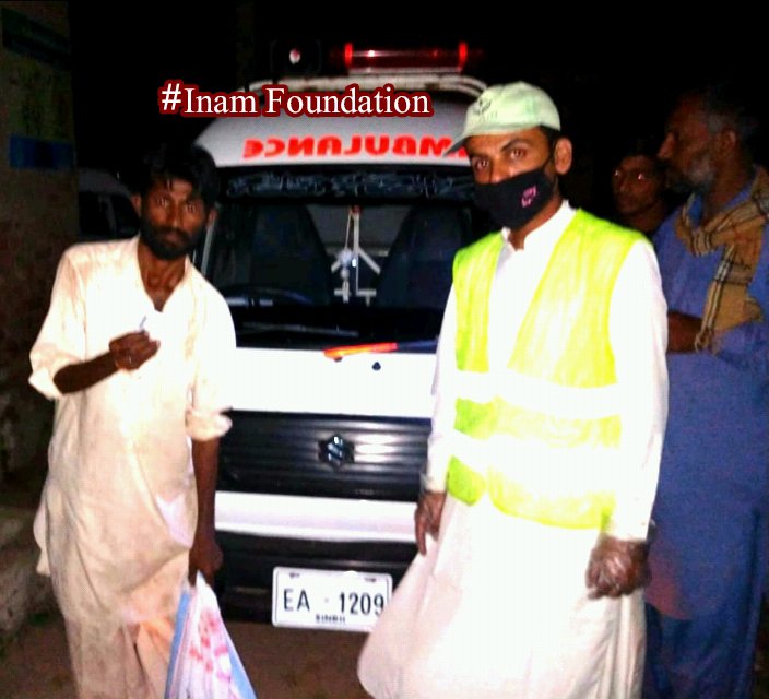 RazzaqueShkh's tweet photo. ایک اور دن ، ایک اورامید
انعام فائونڈیشن کی جانب سے آج دوسرے دن بھی راشن کی تقسیم جاری انشااللہ تعالیٰ والینٹیئرز ھرمستحق تک راشن پھچانےکی کوشش کرینگے۔
#SaveHumunity #SavePakistan
@BBhuttoZardari @sharjeelinam @MuradAliShahPPP @murtazawahab1 @Kaleri_ZaminPPP https://t.co/iG0mNlVU0J