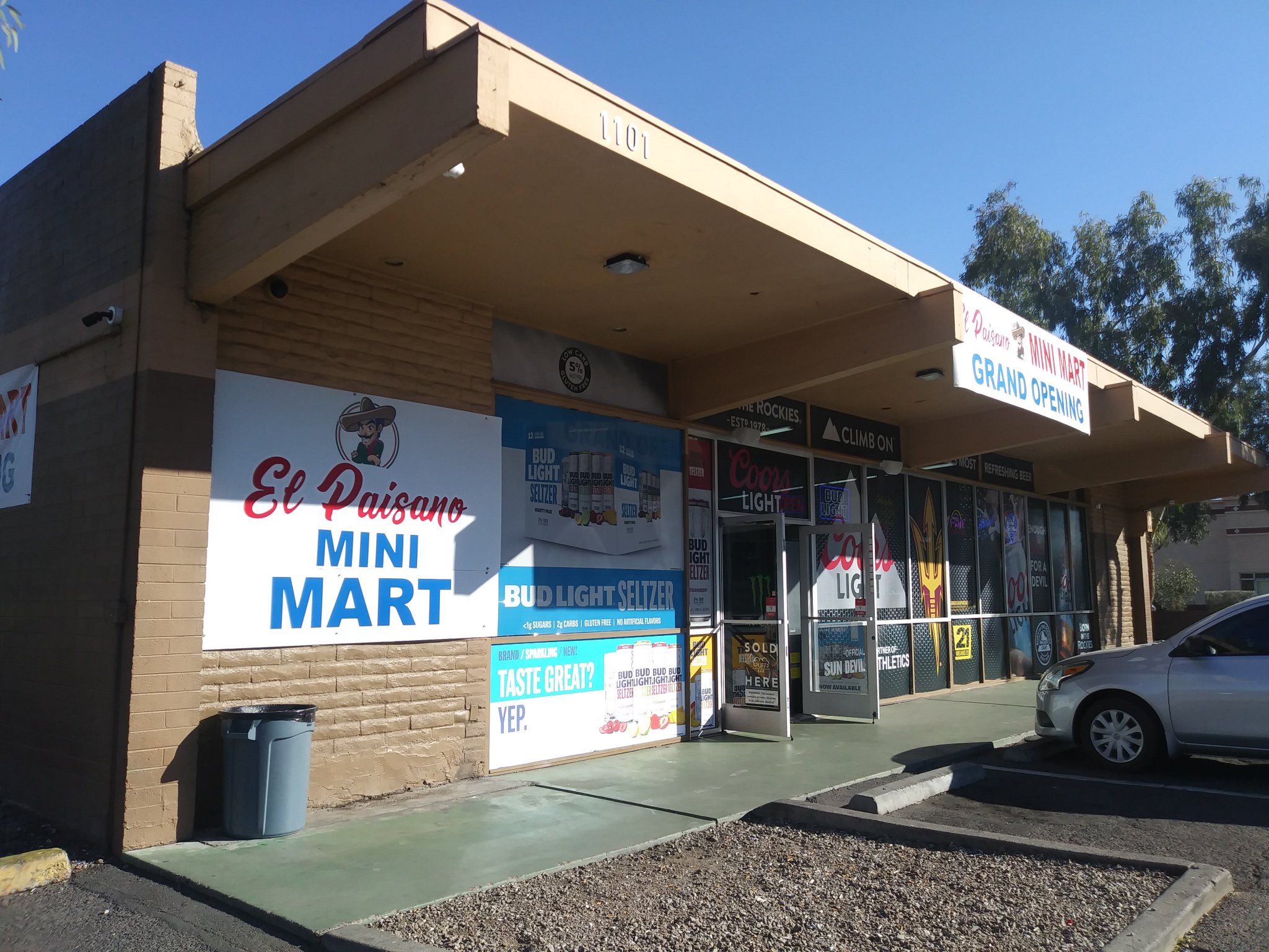 Seth Dixon On Twitter I M Sharing Culturallandscape Images W My Class Using Riclandscapes El Paisano Mini Mart Is A Corner Store On The Edge Of The Arizona State Campus In Tempe Az Not