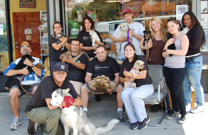 PplOpposingPeta's tweet photo. "PETA" make around $65 million in profits per year when many charities worldwide struggle to even get funding & volunteers.
Let's make this a thread to celebrate & highlight organisations that DO help animals. Who are they?
Include pictures
#PETAkills
#AntiPETA
#PETAkillsanimals https://t.co/uL3tpMeeZQ
