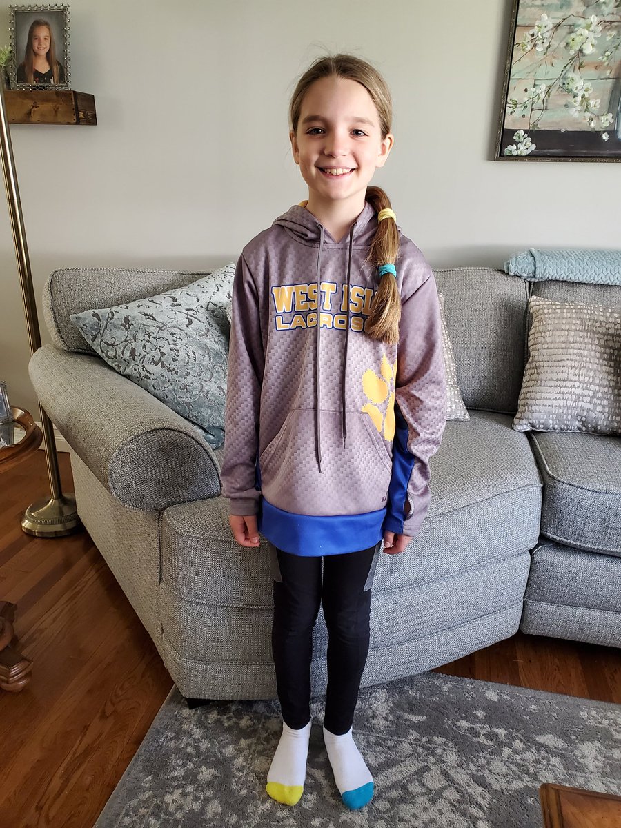 OblojJennifer's tweet photo. Oquenock Virtual Spirit Week.... WI Spirit Day!!! 
@OquenockWI 
#oquenockyoursocksoff https://t.co/Xp4MVmpqNC
