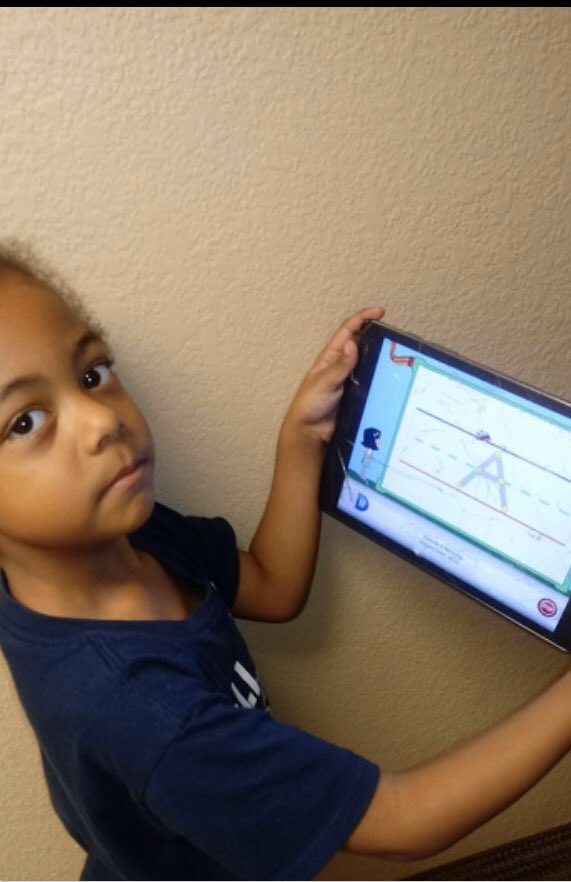 imalopez08's tweet photo. Day 3 of online learning and my Kiddos are doing great!! Keep it up! Miss you all so much. @ReesStars @carolinejangulo @AliefPreK @baezp1 #aliefleads #alieflearn https://t.co/gZtAd27nh8