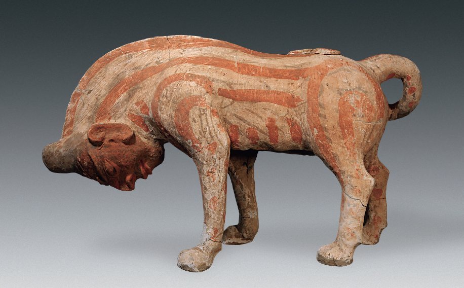 Like the Yunbolu beastie, the Shaling pair have feline bodies and human faces, tho also visible scales, and fabulous coloured manes. The mane comes up in later pieces, but seems to be missing in our Yunbolu friend. (Later example from V&A) 3/9  http://shorturl.at/owMQ2 