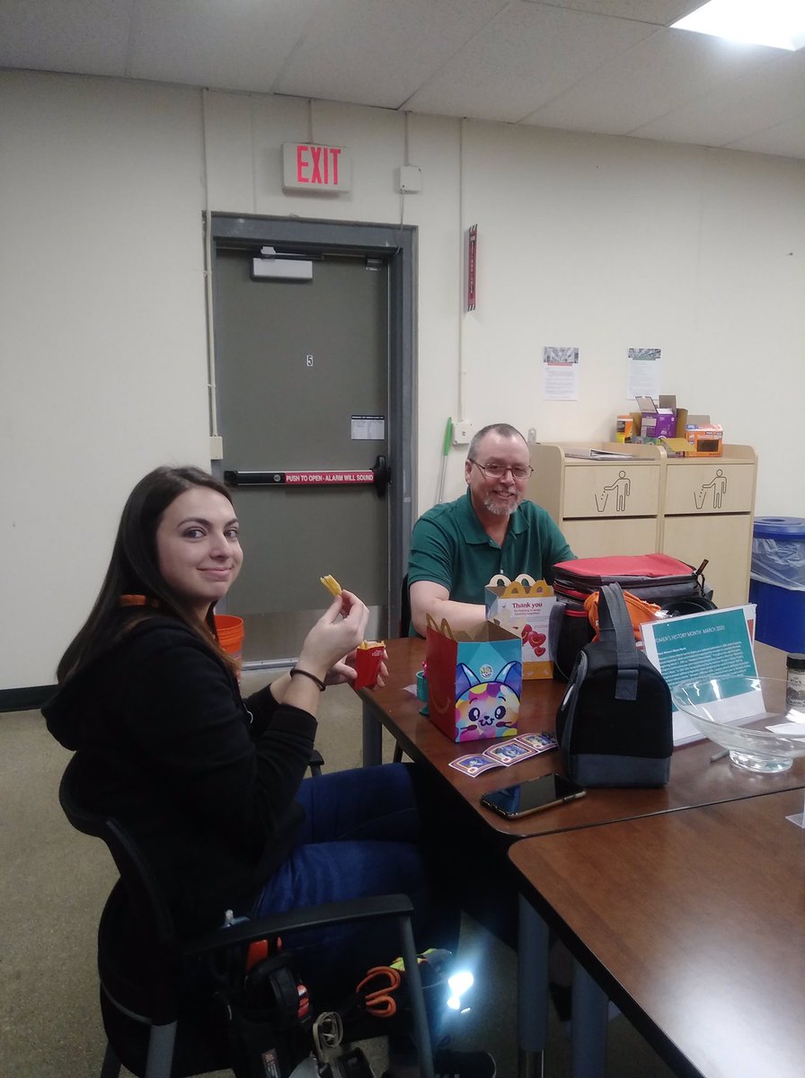 Gretchen Becker tweet media