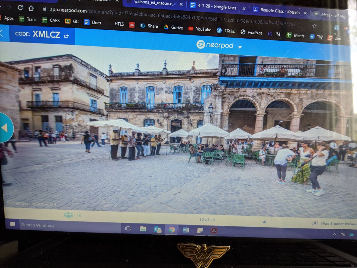 BrandiKotsalis1's tweet image. Window Seat Wednesday! We went to Cuba for class today! Reviewed communism, architecture, economy, supply/demand, trade, and simply learned the culture....thanks to virtual field trips with @nearpod
@HES_HCS @ITS_HCS  @SocialSt_HCS
#HopIntoSpringBreakHCS