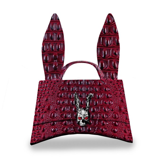 Designed some of the nicest hand bags https://t.co/mfP0IvDVza