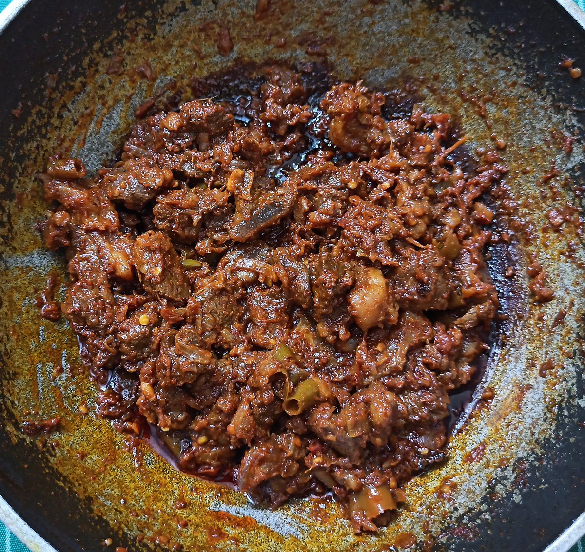 TheBaluu's tweet photo. Mutton ♥️❣️
మా నాన్న ఒక మాట అంటారు, బాబు ఎన్ని పనులున్నా సరే కడుపుకి మాత్రం ద్రోహం చెయ్యకు అని🤗😍😁
#MuttonDinner https://t.co/lBubOPIikF
