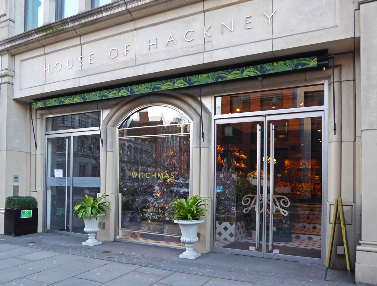 morcoawnings's tweet photo. Spectacular floral design for House of Hackney, Shoreditch.
#madeinbritain #commercial #londonshops #design #bespoke #branding #awnings #productdesign #style #londondesign #canopies #parasols https://t.co/jpfTG3fNr7