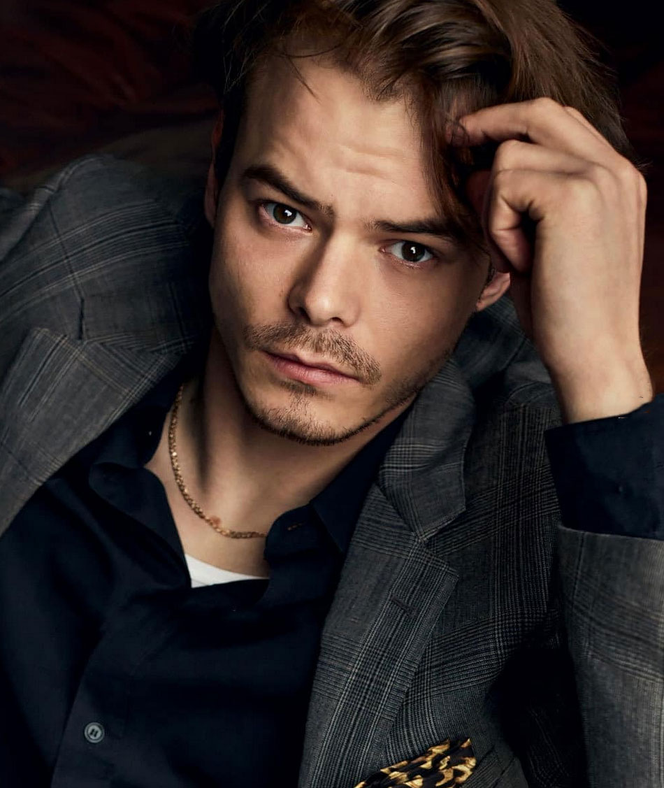 cheatonupdates's tweet photo. Charlie in April's @esquiresg #newmutants #strangerthings https://t.co/y87xSpMf6o