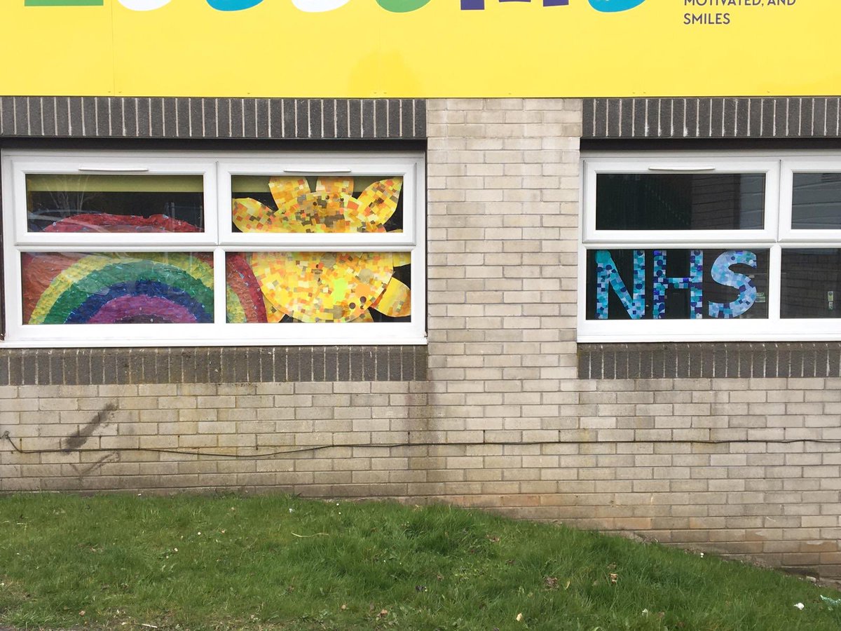 Our Key Worker children’s work brightening up the windows 🌈 ☀️ for our NHS and everyone who is supporting during this time  #thankyou #nhs @TamesideCouncil @tandgicft  @Elle29F @Jeanelleuk @TamesideCorr #StayHomeSaveLives