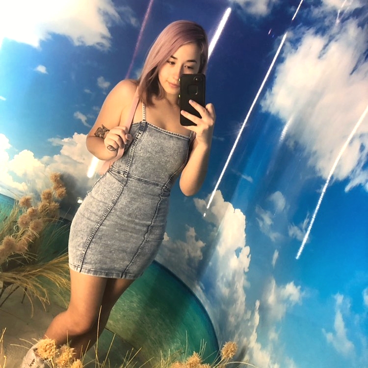 gamep1ayers's tweet photo. So I heard Fruity Cutie say that her school is closed for the rest of the year due to the corona virus, and courses are online or something like that. Pretty crazy. Who'd actually like that?
.
Find her at https://t.co/CooaFJlXmp
.
#twitchcommunity #minecraftgirl #minecraft https://t.co/xM5f9Fy89o