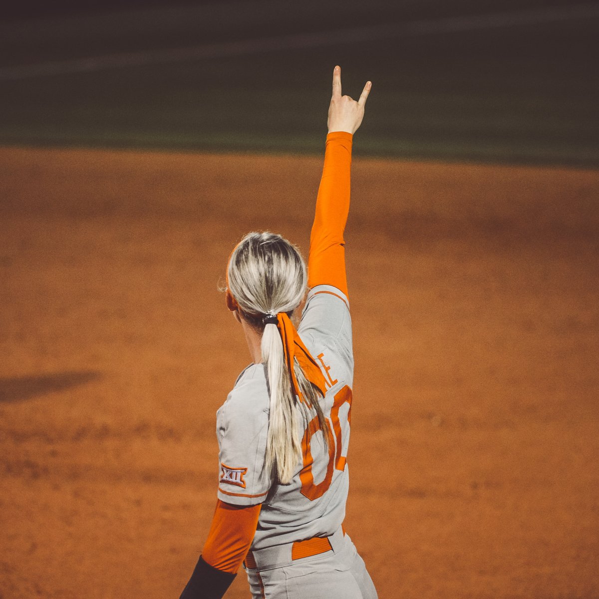 MoodyCenter's tweet photo. So you want to earn a spot on the team...do you: https://t.co/HUyuXYxPeP