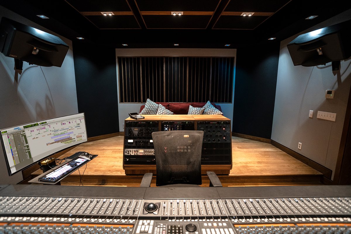 solidstatelogic's tweet photo. Invite Only Studios Welcomes Musical Elite with Solid State Logic’s Duality Delta and AWS 948 Delta Consoles

Full Story: https://t.co/LO9C2qvJKi

#SSL #SolidStateLogic #SSLDuality #SSLAWS948 #MixedOnAnSSL #SuperAnalogue #Studio #Production #Whatwillyoucreate https://t.co/jZ0WKacRkL