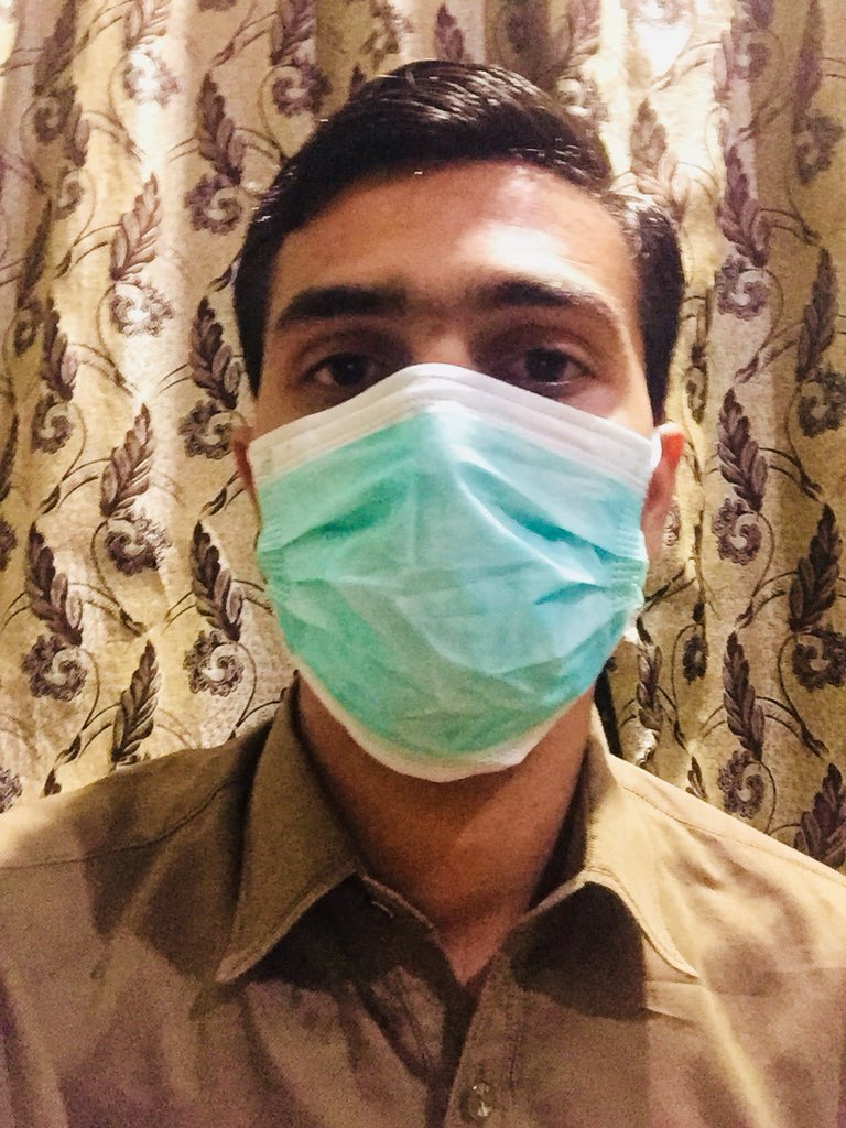 Chumairkamboh4's tweet photo. @Atifrauf79 #Corona سے ڈرنا نہیں
#Corona کو ہرانا ہے
خود بھی #Mask پہنیں
دوسروں کو #Bhee پہنائیں
اپنی #Zindgi بچائیں
اپنے #Payaron کی بھی زندگی بچائیں
#Masks4All
@kdastgirkhan @sheikhsafina
@kashifsabir @imshee67 https://t.co/7blwHfFWlQ