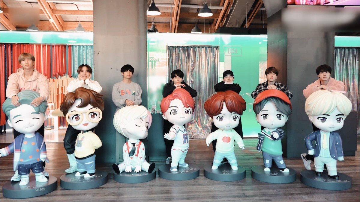 ChocoAnger's tweet image. With their babies 😘