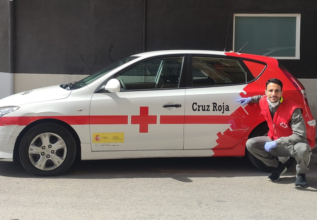 ffuentes_4's tweet photo. Estos días, estoy viviendo experiencias muy gratificantes que están significando mucho para mí. Uno de los sentimientos que más te pueden llenar como persona es sentir que creces personalmente. Gracias @CruzRojaEsp https://t.co/6Sn1DR6CFu