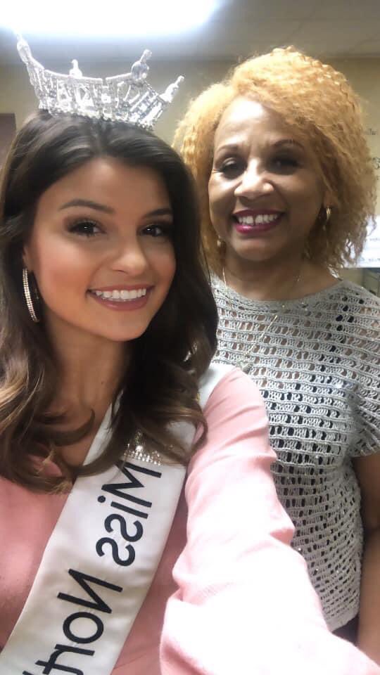 _MS_CIC's tweet photo. We are so excited to share with all of you our FIRST #WomanCrushWednesday! 💖 
Mrs. Dorothy is the Office Programs Coordinator at the Dress for Success location in Mississippi. Thank you Mrs. Dorothy for all you do for women across the state of Mississippi. @dressforsuccess https://t.co/FZSKHQAl4F