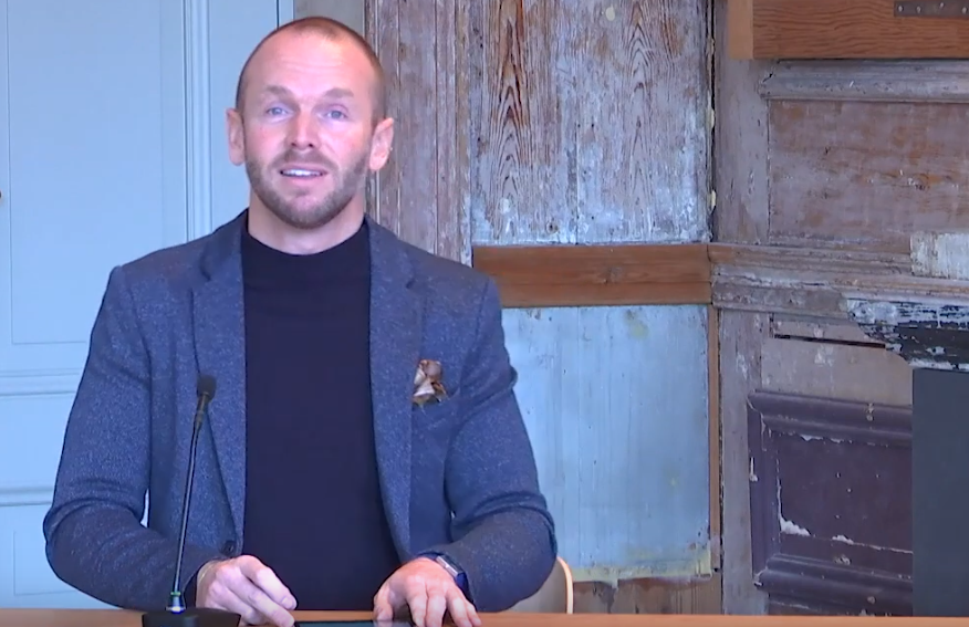 In #rondjevandezaak ga ik wekelijks vanuit Felix Meritis in gesprek met horeca ondernemers over de impact van Corona op de #horeca. Kijk hier de eerste uitzending terug en noteer alvast de volgende: 7 April 1100u! Meer info? Zie: rondjevandezaak.nu 

youtube.com/watch?v=Q18euO…