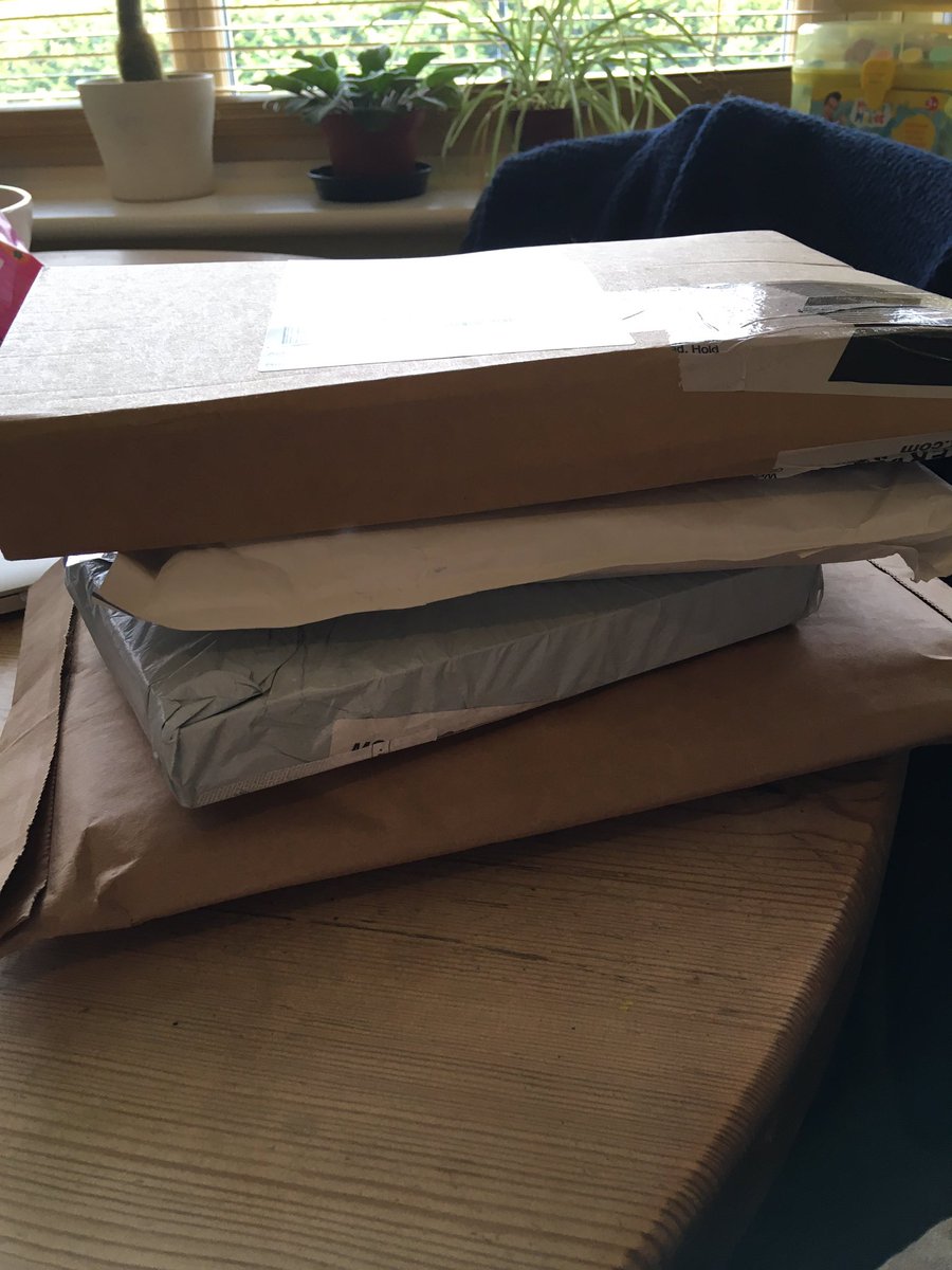 lacy_claire's tweet photo. This has made my day! ๐ฅฐ๐๐๐ Thank you @MichaelJBooks @FallenFigsBlog @JDawsonwriter @SceptreBooks and @bitterlemonpub What a huge range of delicious books! Thank you Jill for signing yours too ๐ #reviews #FrancisWar #ThePower #TheCrimeWriter #TheLanguageOfBirds #DeepAsDeath https://t.co/ZZbRhxvMMX