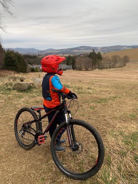 This pupil is making the most of daily exercise time! #beautifulaberdeenshire #outdoors #exercise #remotelearning #positivity @Aberdeenshire