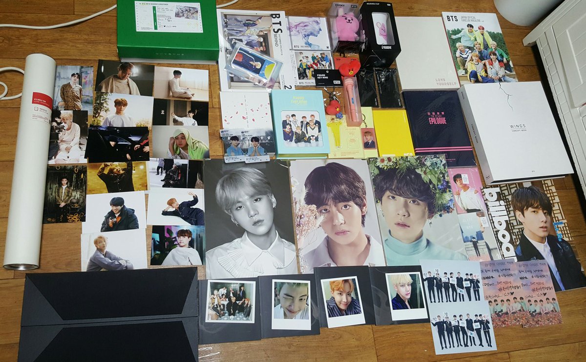 Le55893483's tweet photo. 방탄굿즈양도해요
#오늘굿즈 #럽셀콘굿즈 #머스터굿즈 #윙파콘굿즈 #btsbvb #이미지피켓 #콘서트포카 #오늘 #포스터 #인화사진 #방탄굿즈양도 #bt21굿즈 #렌티큘러키링 #일본앨범 #오늘엽서 #프포 #앨범양도 #bts포카 #푸마엽서 #오늘인화사진 #방탄소년단굿즈 #bts굿즈 #DVD #럽셀포스터 #컨셉북 https://t.co/xAJEZBpRvu