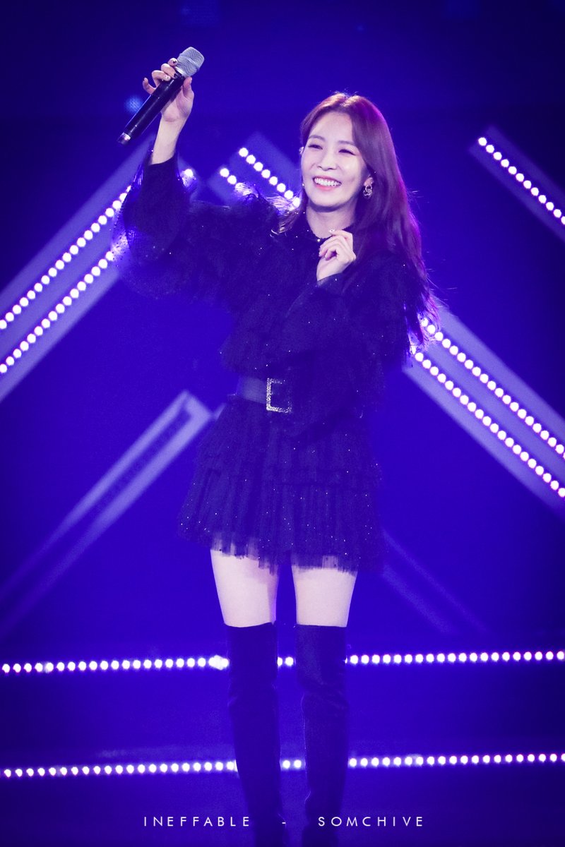 somchive's tweet photo. 191124 갓보아,,,,👍 #보아 #BoA https://t.co/GKzwW0sc4f