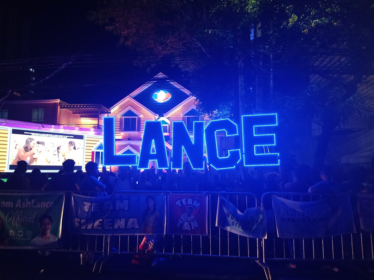 LCheerersOFC's tweet photo. Parang kailan lang Happy 1st Anniversary Batch 3 ♥️ 

Yung ka una unahang LED na lumayag sa Batch 3 💙  We Love you always Captain @blueknightlance  and we're so proud of you 💙 #solidlance #cheerers 

@Rjcarr2 @ElaineCarr22 https://t.co/RnfXfJUItl