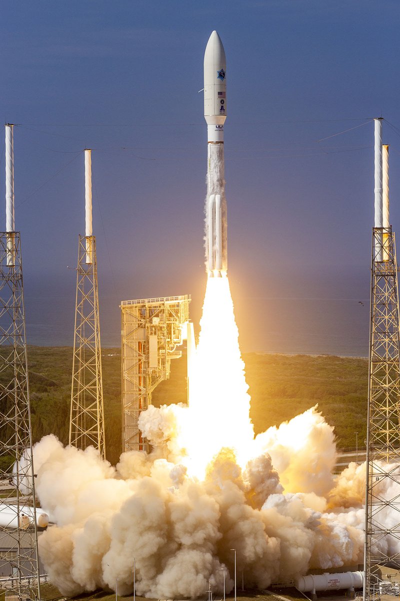 Space Traffic tweet media