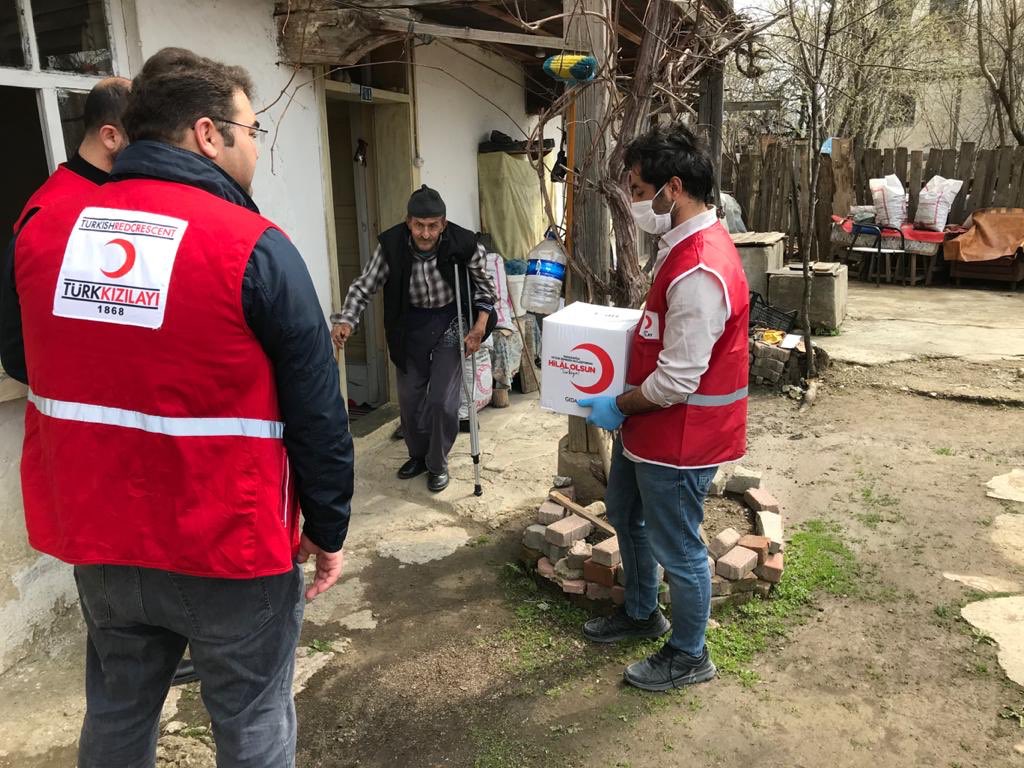 <a href="/drkerem/">Kerem Kınık</a> <a href="/genckizilay/">Genç Kızılay</a> İlçelerimizdeyiz başkanım🌙