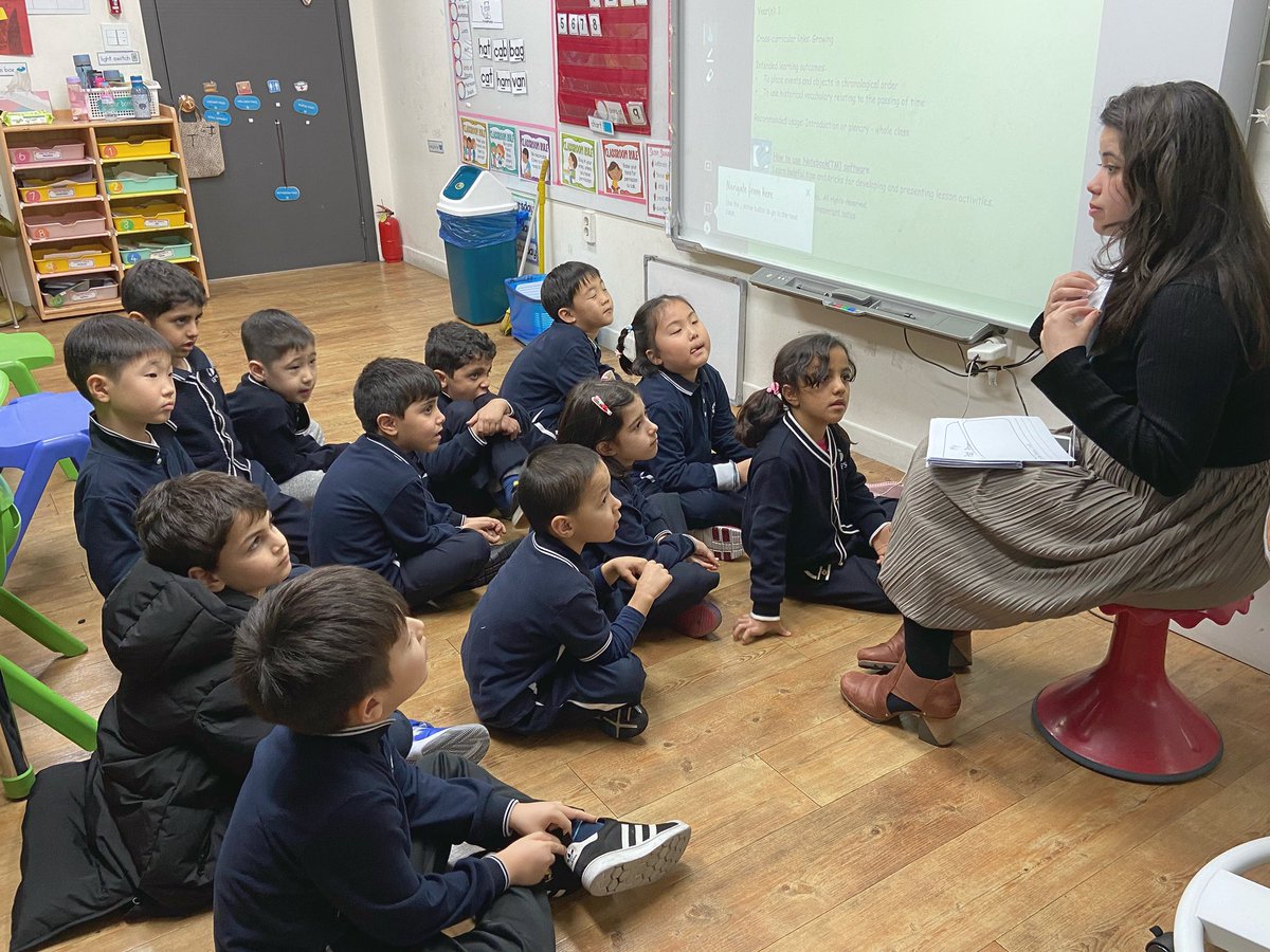 koreaforeign's tweet photo. This is a picture from two months ago before we started online learning.
We miss you so much :) We hope everyone is staying safe and healthy!
#koreaforeignschool #kfs #foreignschool #internationalschool #ibschool #pyp #myp #코리아외국인학교 #외국인학교 #국제학교 #onlinelearning https://t.co/hQ4SfV2P91