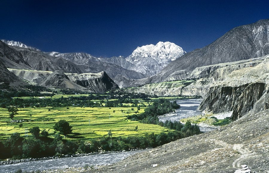 We start up north with Chitral.Chitral is located in northwest KPK Pakistan and is known for its beautiful natural beauty and Chitral’s ethnic group of people called The Kho peopleIn Chitral you can climb up beautiful mountains, swim in garam Chasma, or just enjoy the diversity